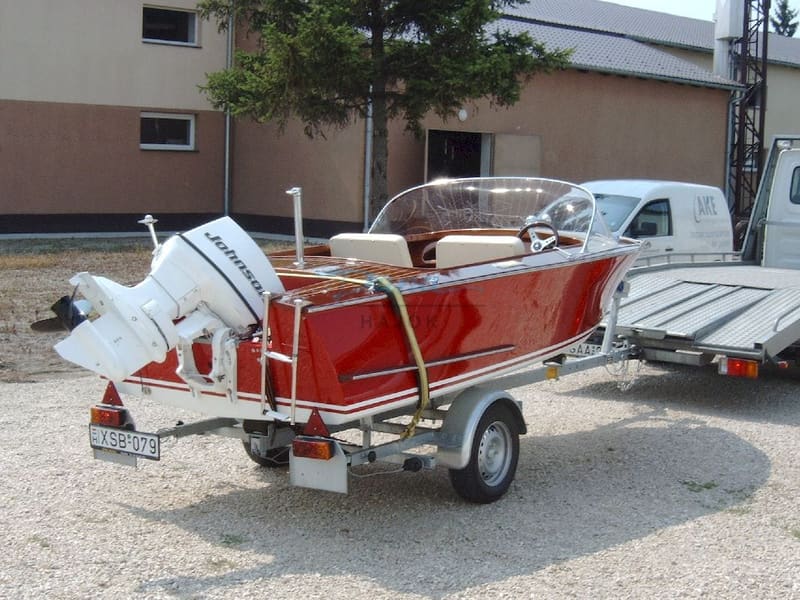 Meyer motorcsónak 2.